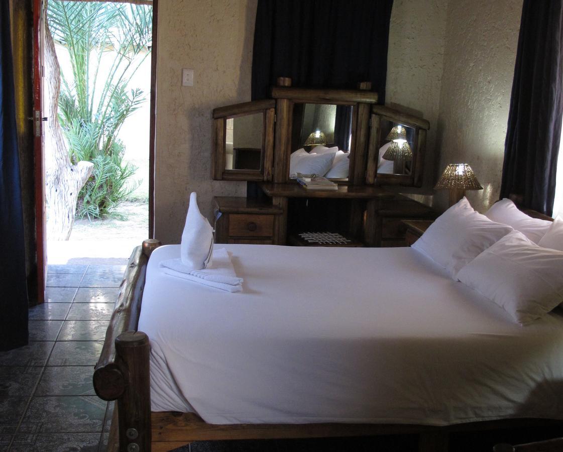 Tautona Lodge Ghanzi Esterno foto